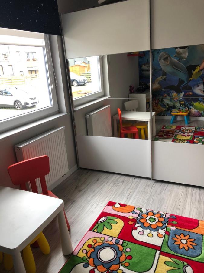 Apartament Zatoka Deluxe Z Ogrodem Lägenhet Debogorze Exteriör bild