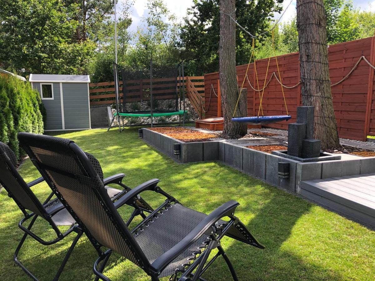Apartament Zatoka Deluxe Z Ogrodem Lägenhet Debogorze Exteriör bild