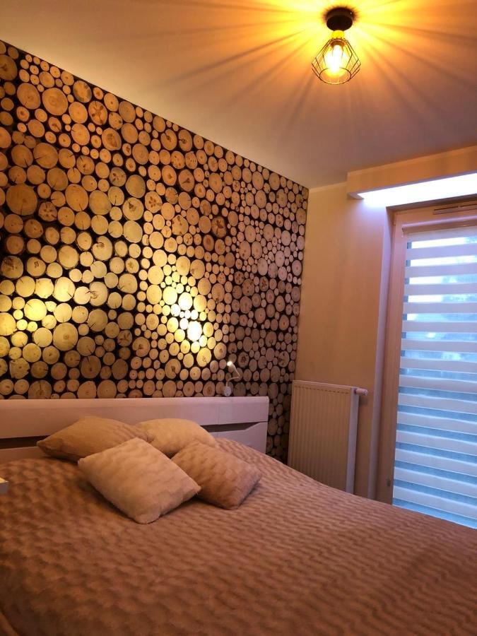 Apartament Zatoka Deluxe Z Ogrodem Lägenhet Debogorze Exteriör bild